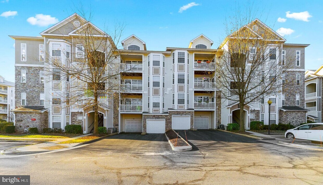 501 Sunset View Terrace SE Unit 301, Leesburg, VA 20175 Apartment for Rent in Leesburg, VA
