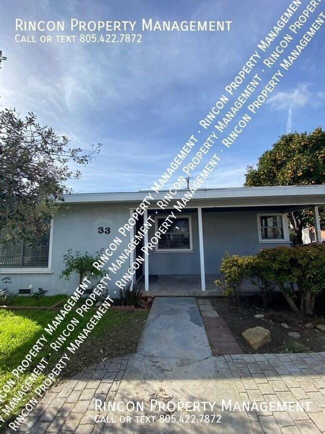 Building Photo - Recently Updated 2 Bedroom 1 Bathroom *Mid...