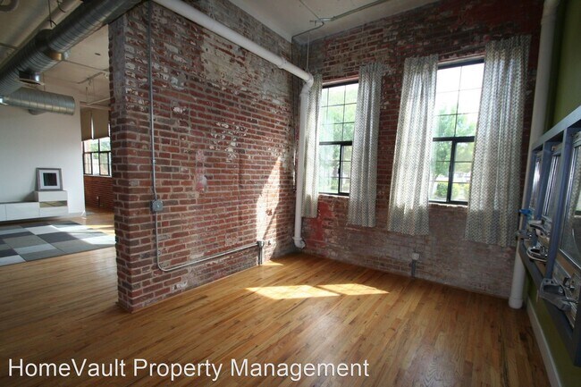 Foto del edificio - 2 br, 2 bath House - 1515 N Ogden St Apt 4