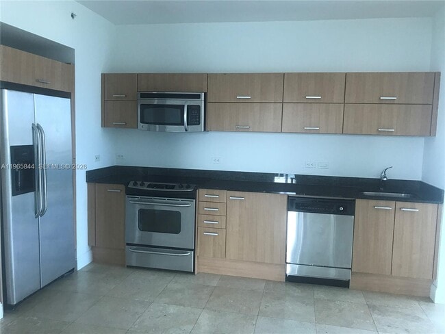 Building Photo - 350 S Miami Ave