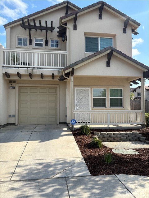 Foto del edificio - 6196 Fowler Ave