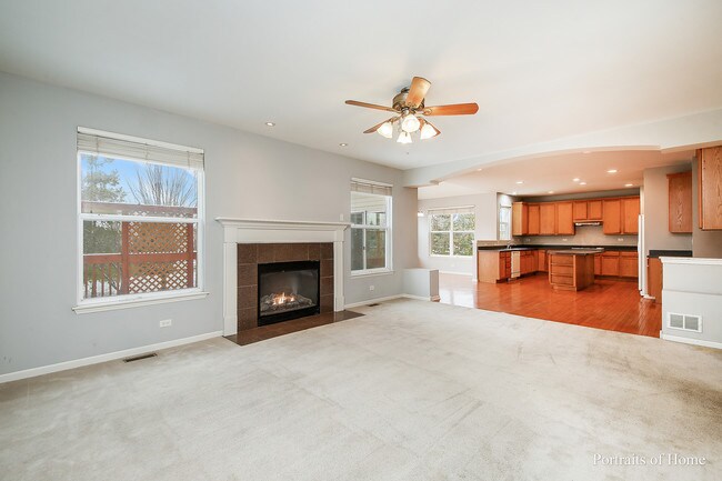 Building Photo - 607 Mansfield Way