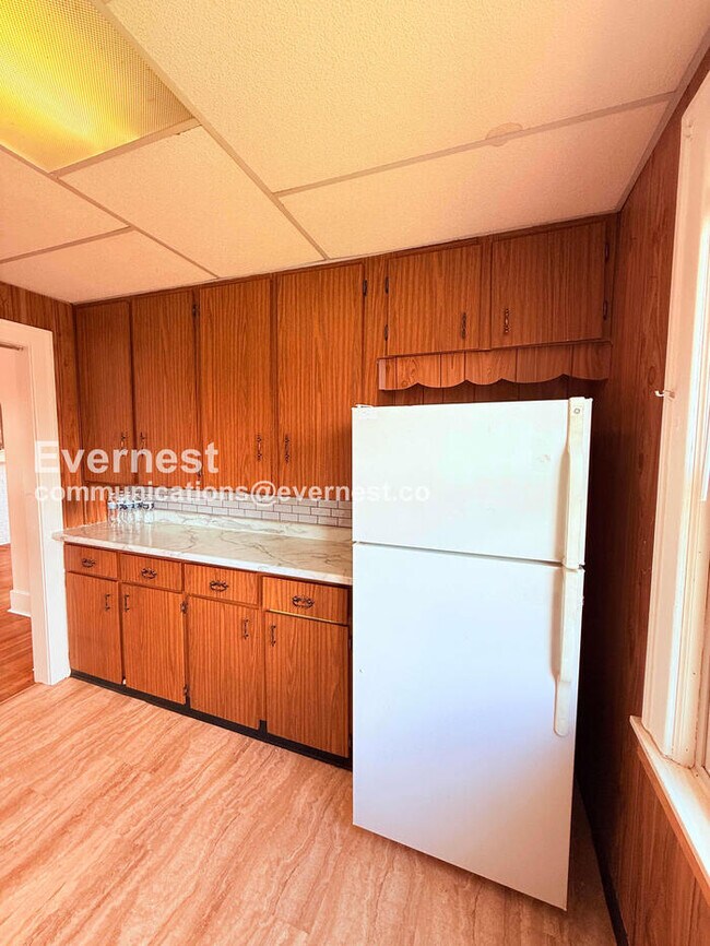 Foto del edificio - 3209 W Grand St