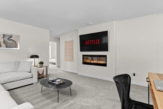 Building Photo - 47 Midtown Drive SW