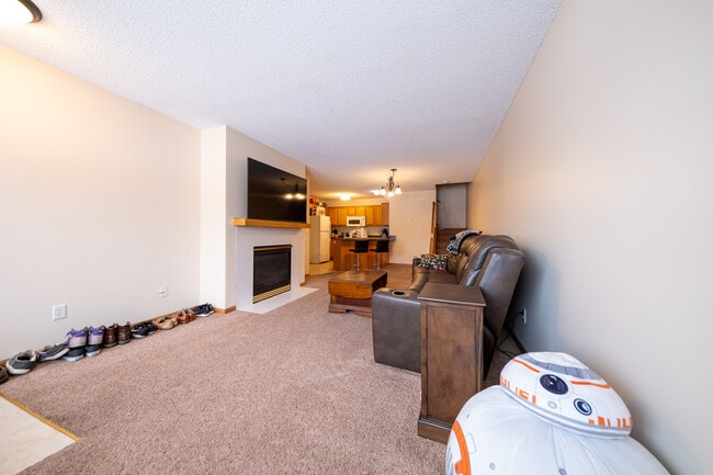 Building Photo - 17540 Gillette Way