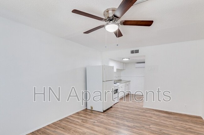 Foto del edificio - 3319 N 32nd St