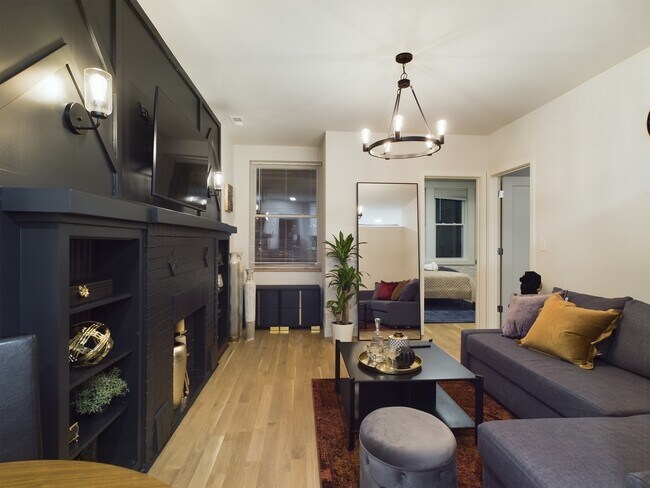 Foto del edificio - 2437 W Walton St