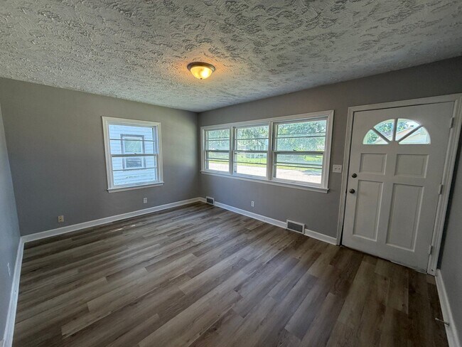 Foto del edificio - 2758 Bellevue Ave