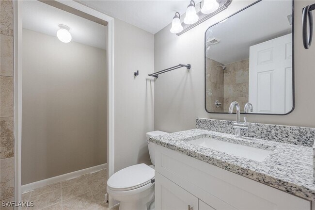 Foto del edificio - 17455 Overhill Dr