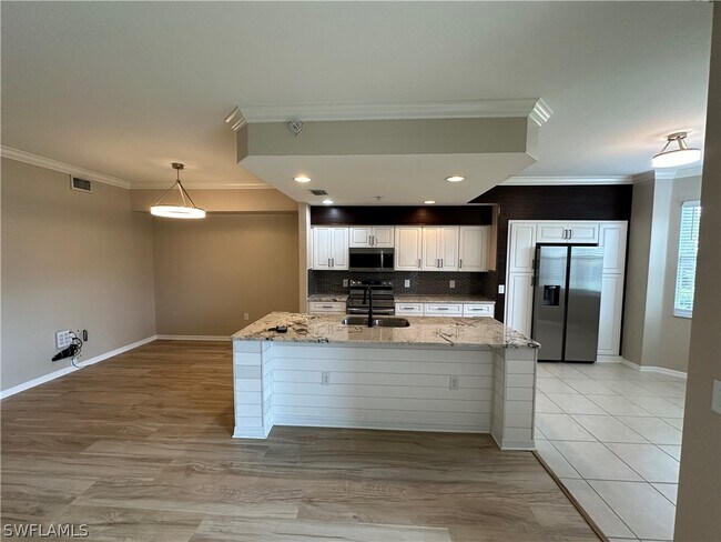 Building Photo - 20001 Barletta Ln