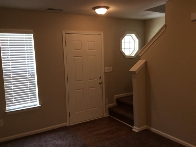 Building Photo - 5216 Grays Ridge Dr