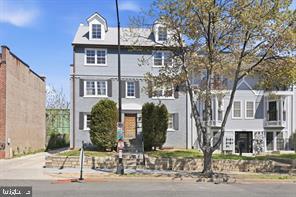 Building Photo - 1820 Independence Ave SW