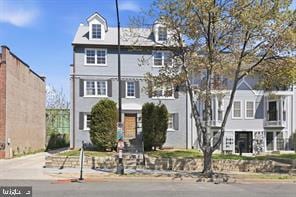 Building Photo - 1820 Independence Ave SW