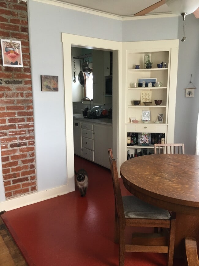 Built in and exposed brick - 1275 Jackson St