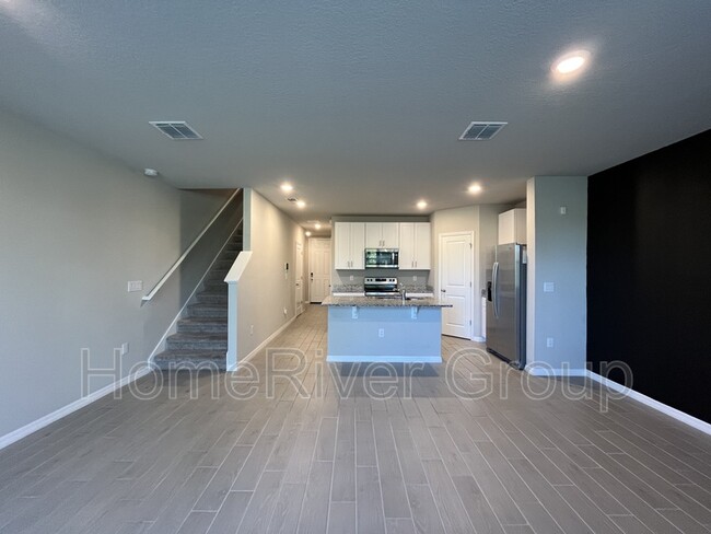 Foto del edificio - 2717 Scarlet Bay Pl