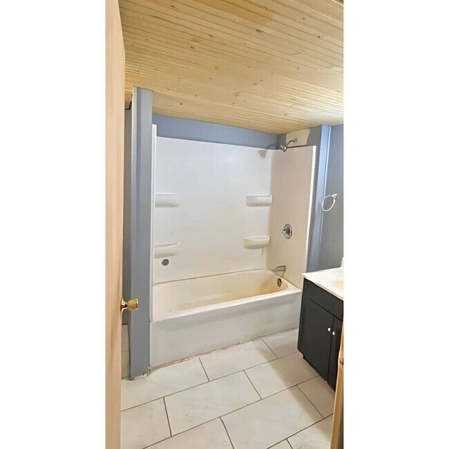 Foto del edificio - 103 Hollyhock Ln
