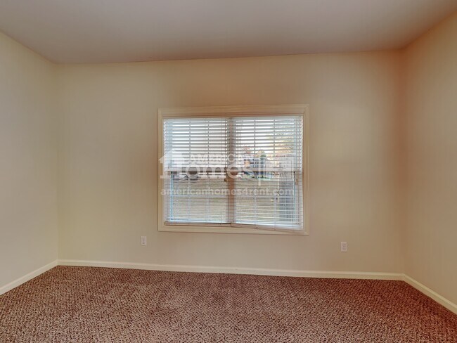 Building Photo - 223 Oak Branch Drive