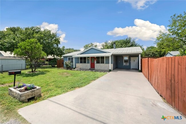 Building Photo - 128 Riverview Rd
