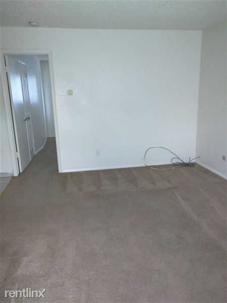 Building Photo - 2408 Empress St