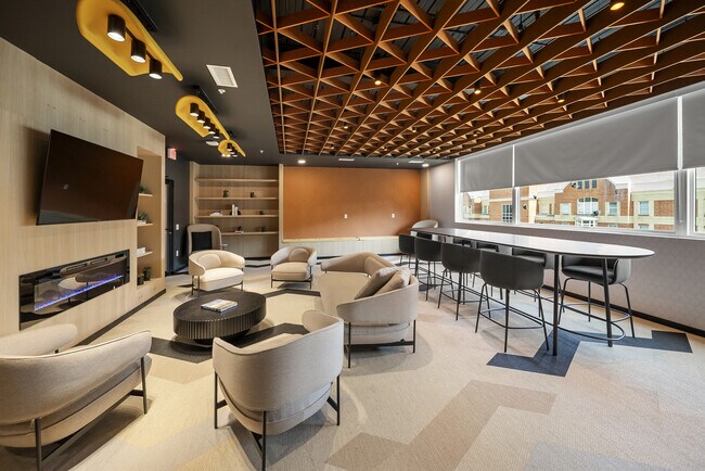 Salón del octavo piso - The Hive Apartments