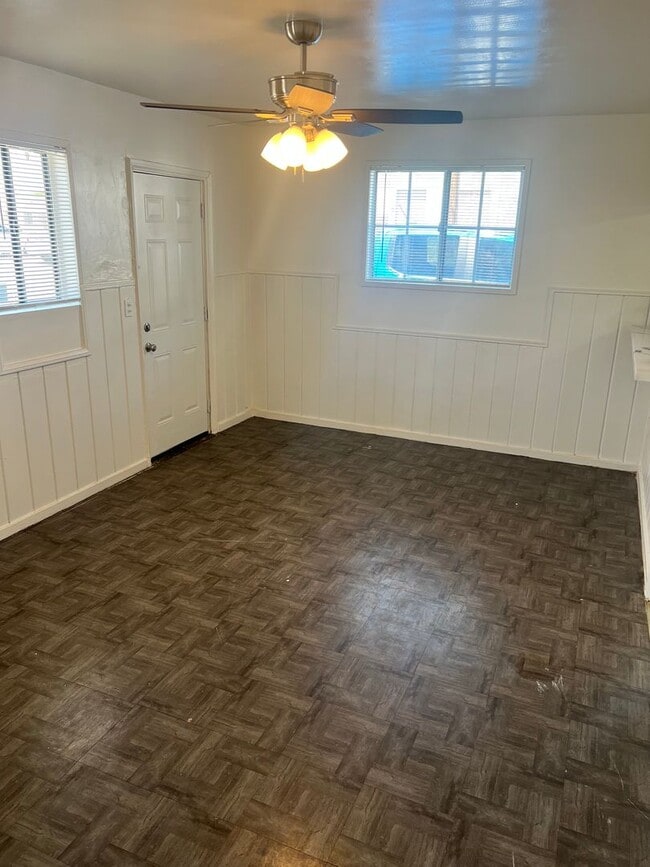 Building Photo - Concert Duplex