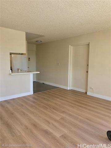 Building Photo - 98-1038-1038 Moanalua Rd