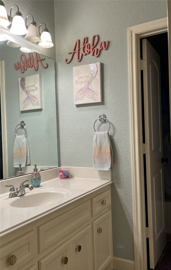 Building Photo - 22710 Coriander Dr