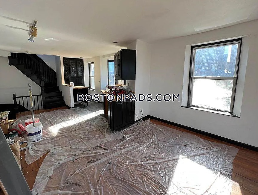 Primary Photo - 149 North St