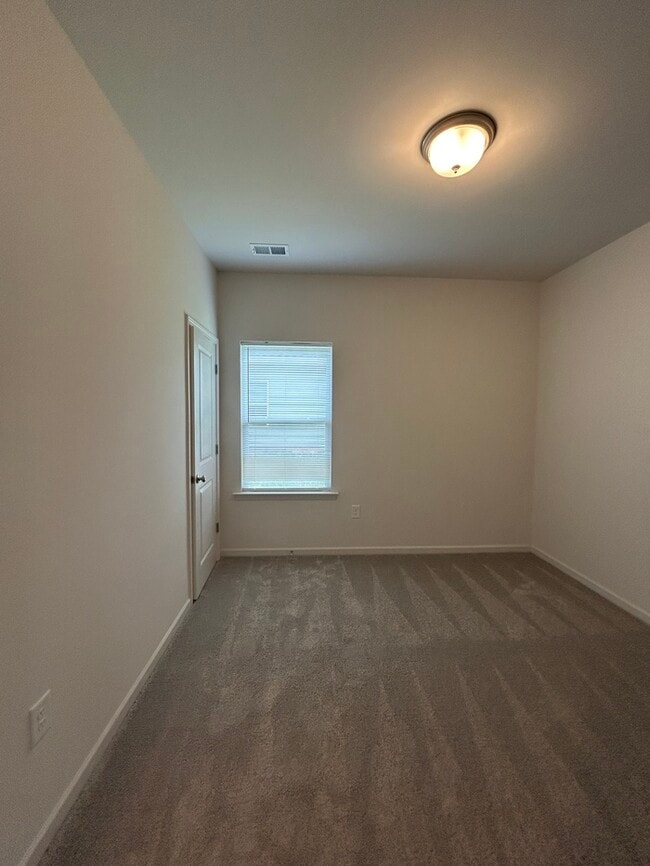 Building Photo - 737 N McFarland St
