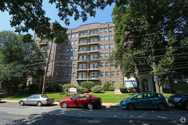 Building Photo - Greenwood Terrace