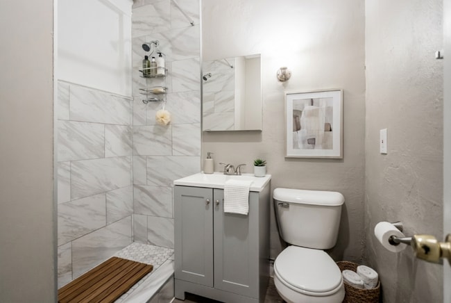 Building Photo - 63 E Palmer St