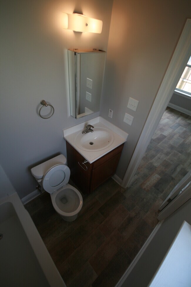 Foto del edificio - 721 16th St