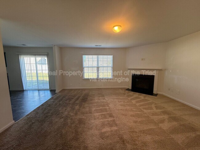 Foto del edificio - 1907 Northrop Dr