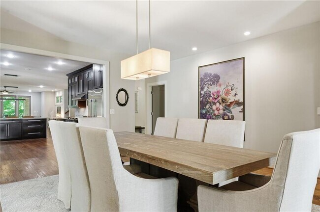 Foto del edificio - 4373 Wieuca Rd NE