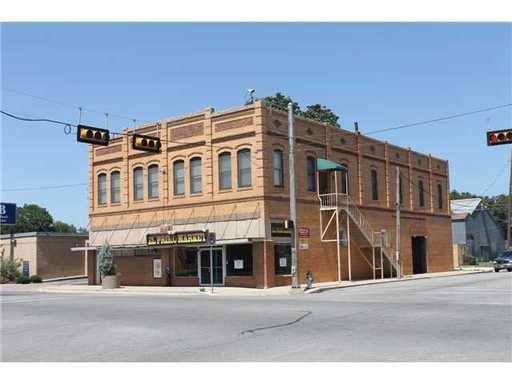 Building Photo - 201 N Main St