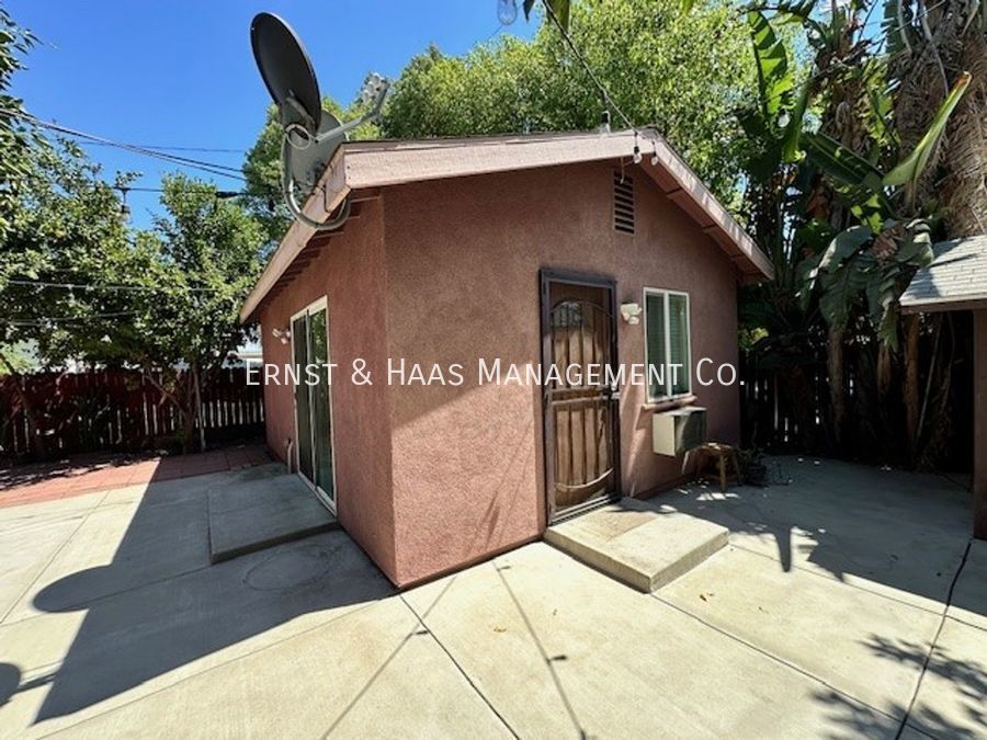 Primary Photo - Upgraded studio near Downtown Ontario and ...