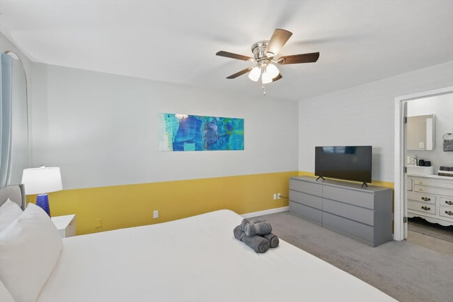 Building Photo - 3381 Sam Rayburn Run