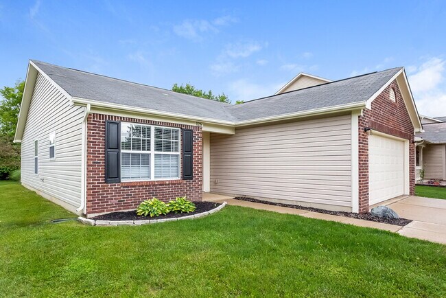 Building Photo - 126 Thistle Wood Dr
