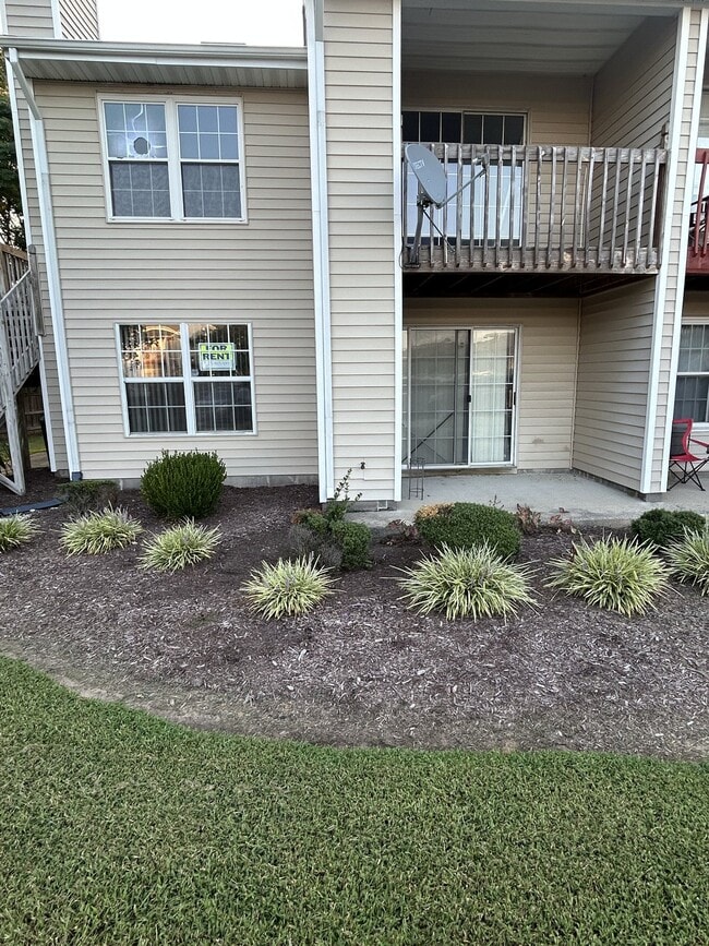 Building Photo - 3674A Towne Point Rd