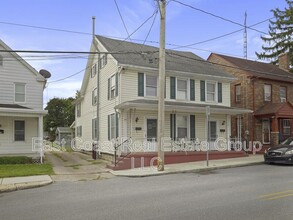 Building Photo - 258 W King St