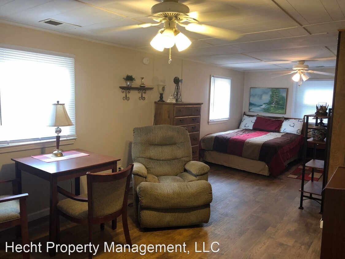 1 br, 1 bath House 4400 Bach Drive, Unit A House Rental in