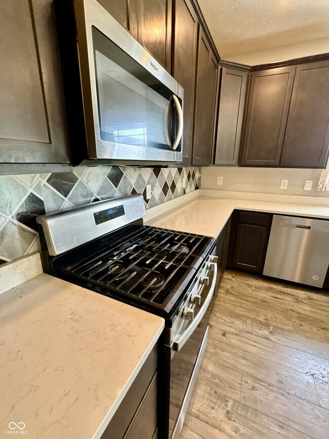 Foto del edificio - 831 Blaine Dr
