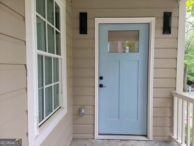 Foto del edificio - 1160 Mayland Cir SW