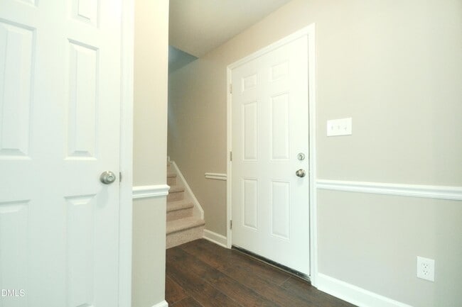 Building Photo - 3516 Casine Ct