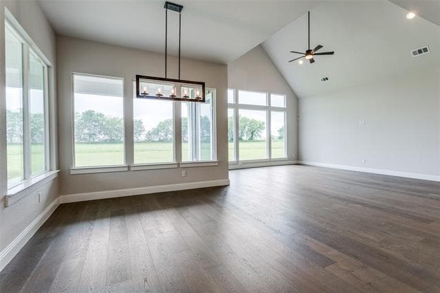 Foto del edificio - 709 Lexington Ln