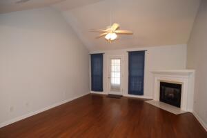 Building Photo - 108 Harvestwood Dr