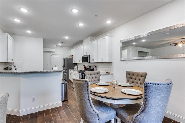 Building Photo - 203 Tortugas Dr