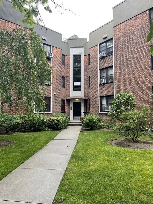 Condominium entrance - 2216 79th St