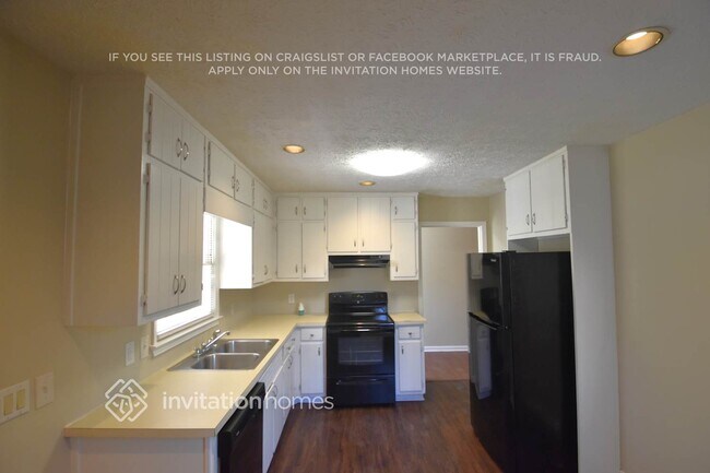 Foto del edificio - 2727 King Arthur Ct