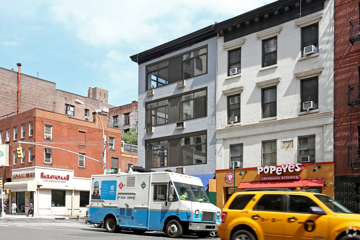 Foto del edificio - 77 Lexington Ave